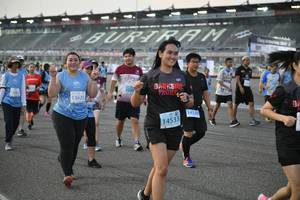 BIB: 51165
                            <button type="button" onclick="openModal(10466072)" class="btn btn-primary btn-sm float-right btn-popup" data-toggle="modal" data-target=".modal-high-quality">
                        <i class="fas fa-shopping-cart"></i> Add to Cart
                    </button>
                                            <button type="button" onclick="isThisMe(10466072, true)" class="btn btn-success btn-sm float-right btn-popup btn-isme hidden" data-toggle="tooltip" data-placement="bottom" title="นี่คือรูปของคุณใช่ไหม คลิกที่นี่เพื่อเอาเข้าอัลบั้ม">
                        <i class="fas fa-plus"></i> Add to album
                    </button>
                    <button type="button" onclick="isThisMe(10466072, false)" class="btn btn-warning btn-sm float-right btn-popup btn-isnotme hidden">
                        <i class="fas fa-ban"></i> Remove from album
                    </button>